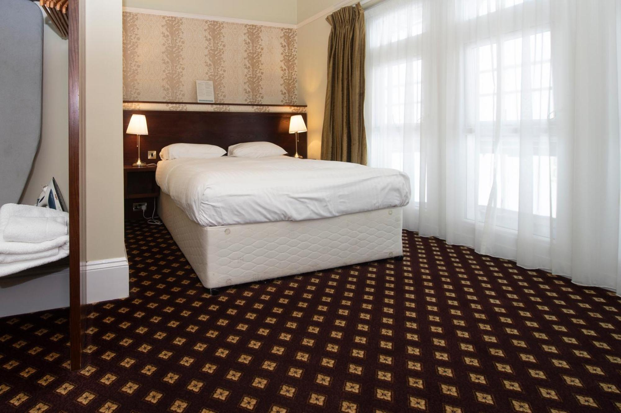Cabot Court Hotel Wetherspoon Weston-super-Mare Buitenkant foto