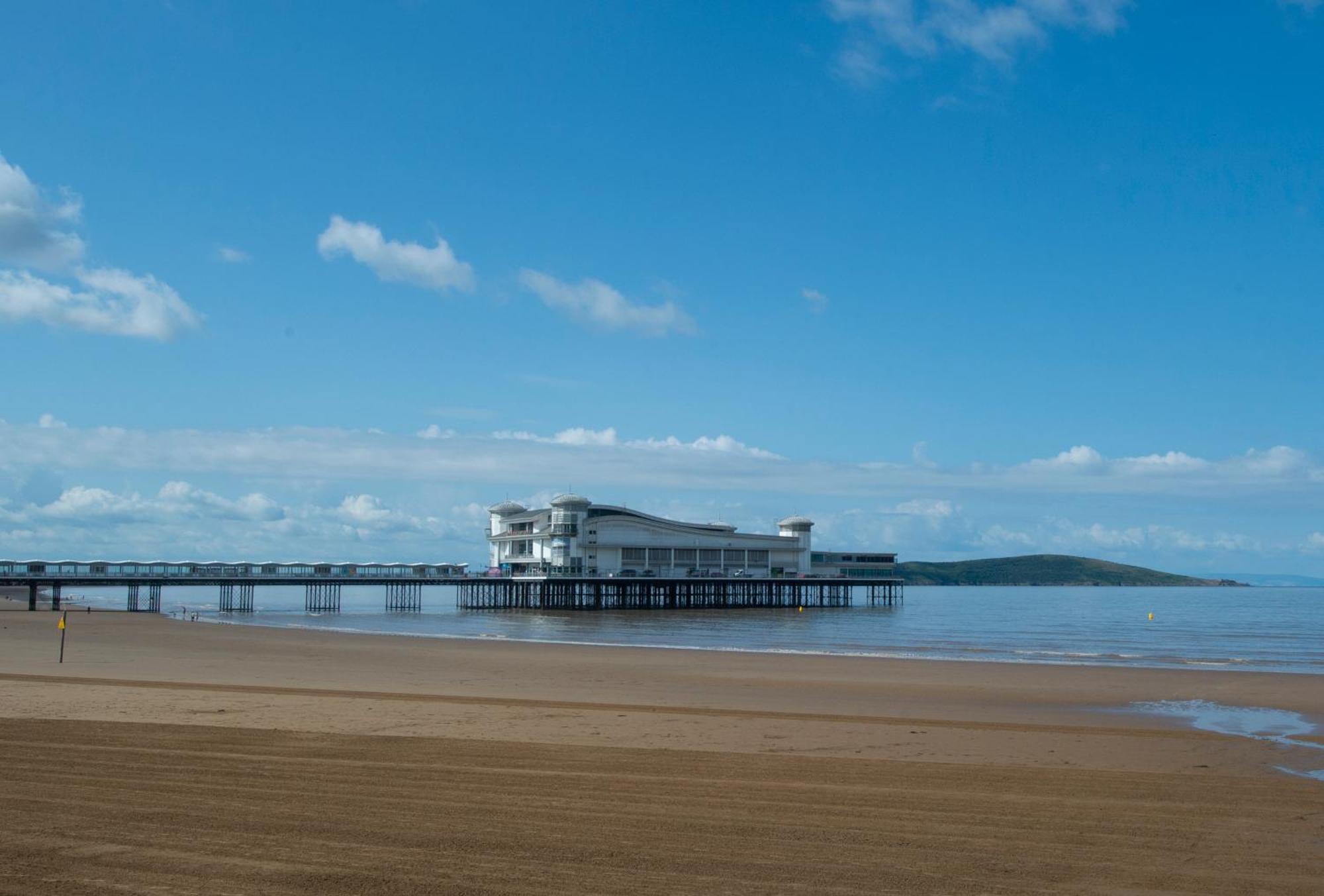 Cabot Court Hotel Wetherspoon Weston-super-Mare Buitenkant foto