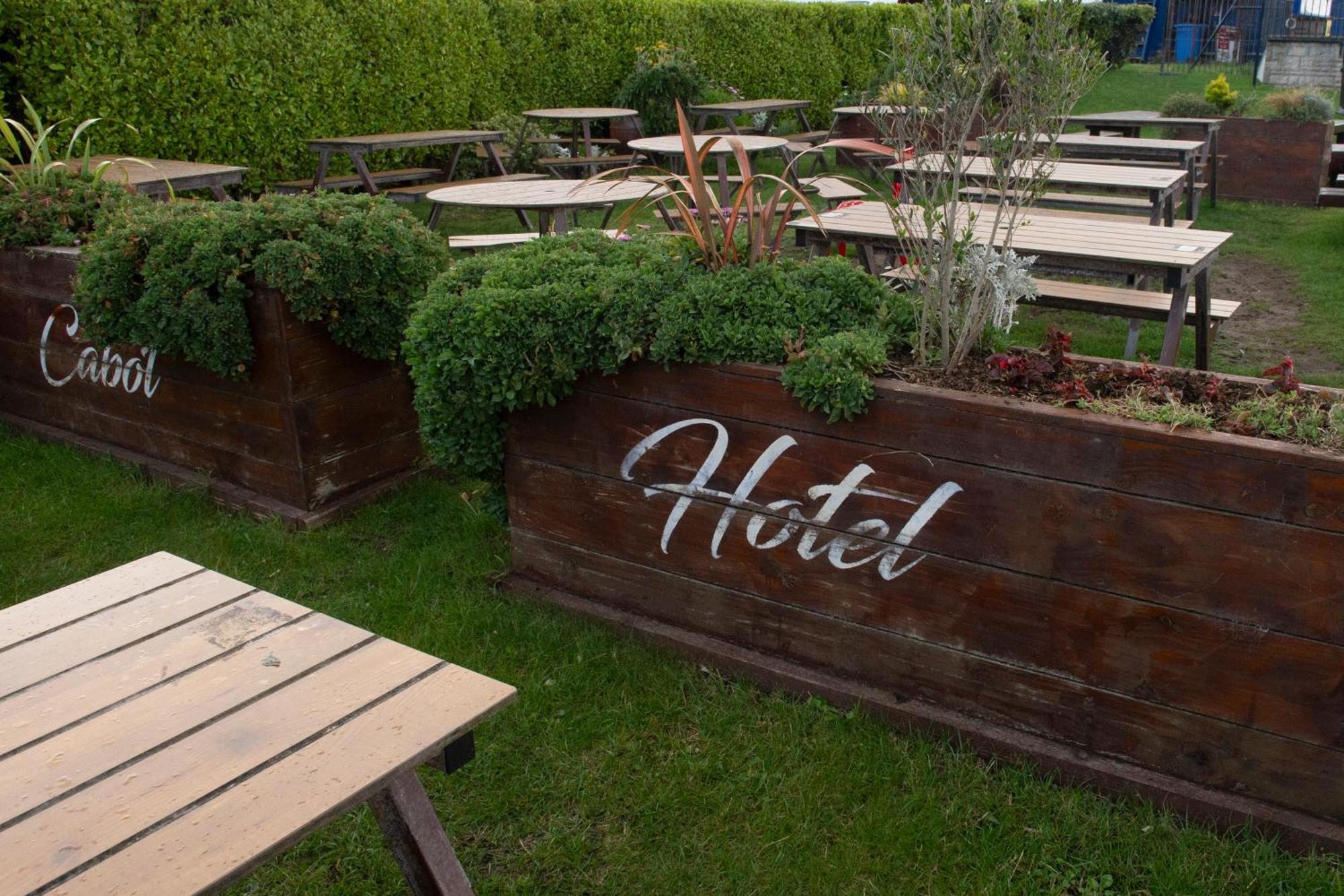 Cabot Court Hotel Wetherspoon Weston-super-Mare Buitenkant foto
