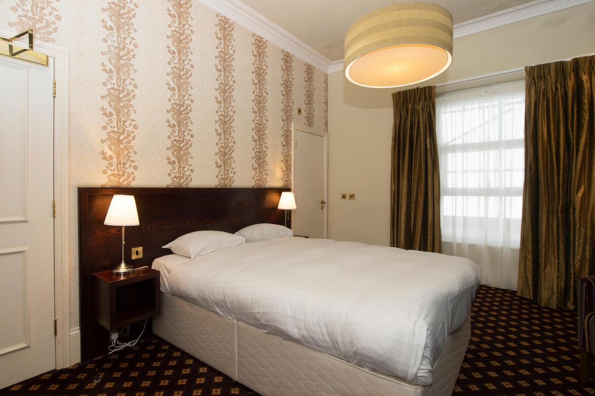 Cabot Court Hotel Wetherspoon Weston-super-Mare Buitenkant foto