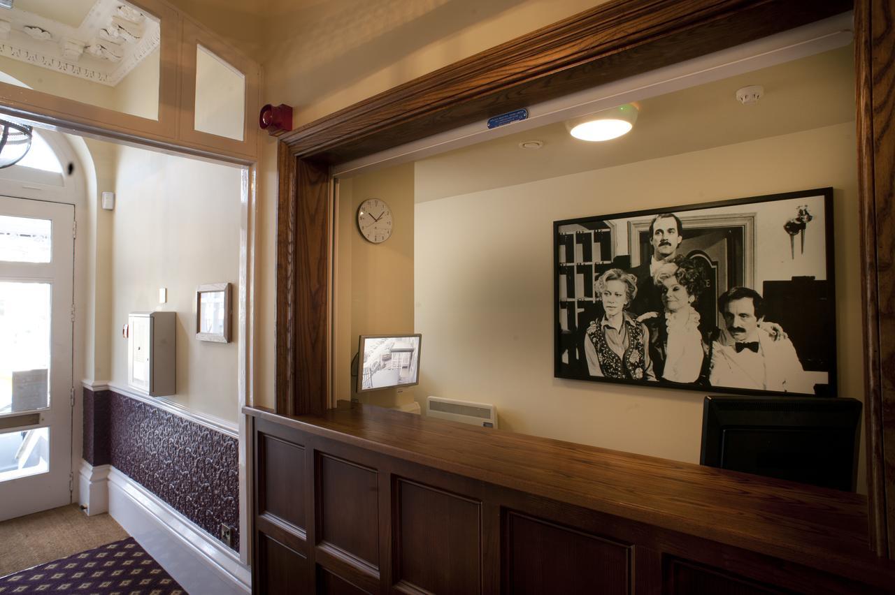 Cabot Court Hotel Wetherspoon Weston-super-Mare Buitenkant foto